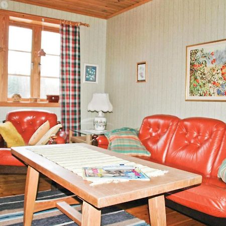 Cozy Home In Uddevalla With Wifi Häljebol Buitenkant foto
