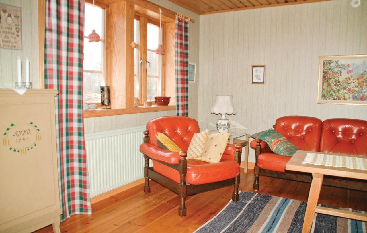 Cozy Home In Uddevalla With Wifi Häljebol Buitenkant foto