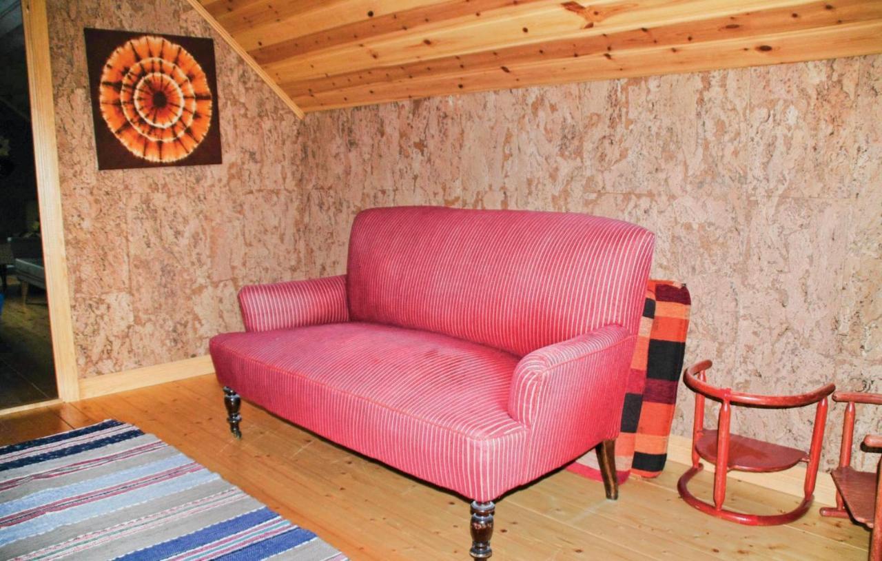 Cozy Home In Uddevalla With Wifi Häljebol Buitenkant foto